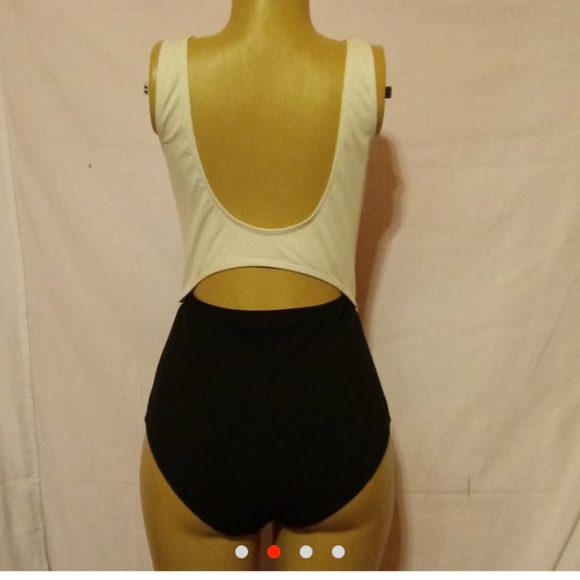 NWT Rib Two-Tone Swimsuit - Picture 3 of 4